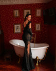 Finale in Black